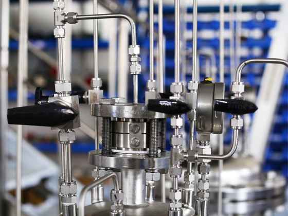 哈氏合金球閥 針閥 法蘭在反應釜中的應用