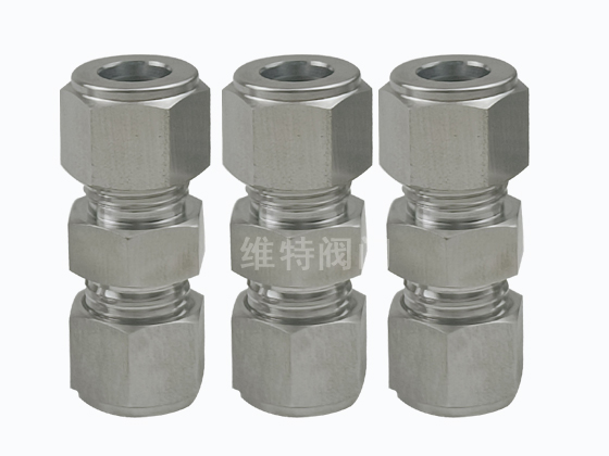 哈氏合金C276 異徑卡套接頭--化工機(jī)械反應(yīng)釜配套法蘭 閥門(mén) 管件生產(chǎn)廠家